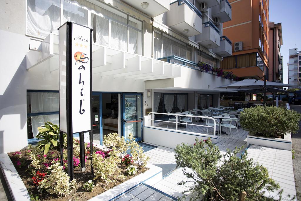 Hotel Sahib Cattolica Luaran gambar